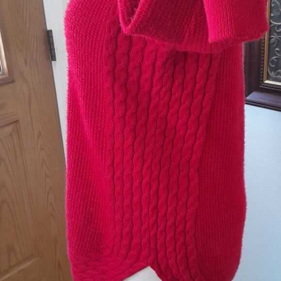 Cashmere & Wool Blend, Cable Knit Sweater - Picture 11 of 16